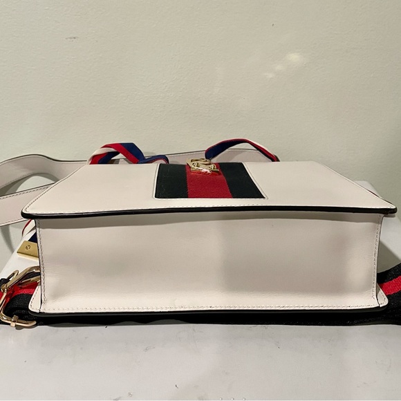 - SOLD - Authentic Gucci Handbag - Picture 10 of 12